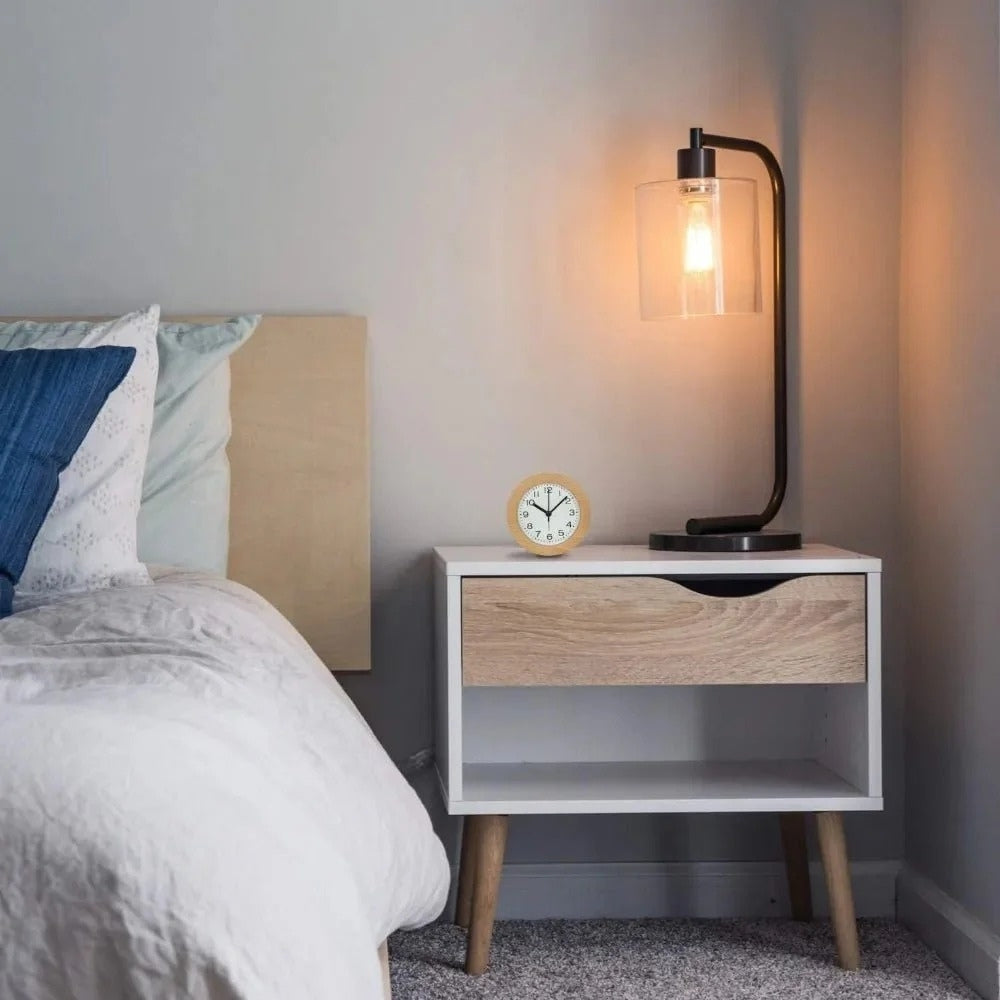 Silent Alarm Clock – beech look, round case, battery powered