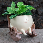 Smiley Face Plant Pot – resin, three seat designs, indoor or covered outdoor