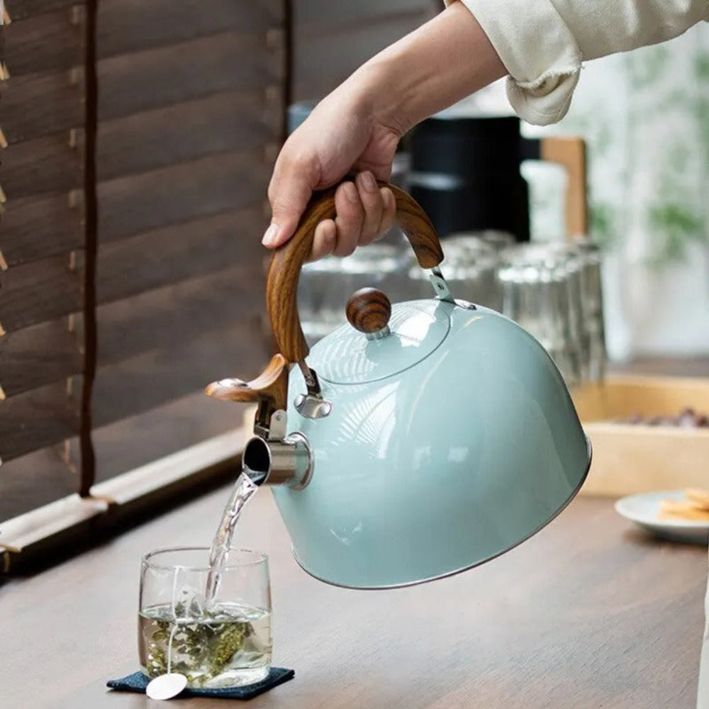 Whistling Stove Top Kettle – stainless steel, wood-effect handle, induction