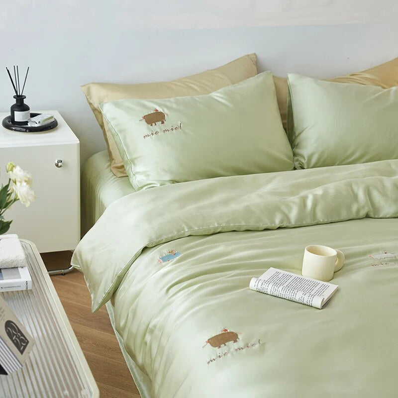 Bedding Set – cotton percale, embroidered breakfast motifs, reversible