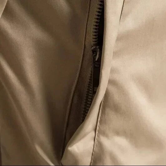 Bomber Jacket – ribbed collar, relaxed fit, casual layering