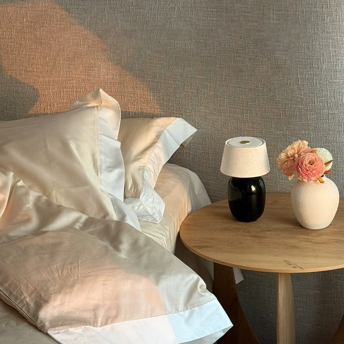 Ceramic Table Lamp