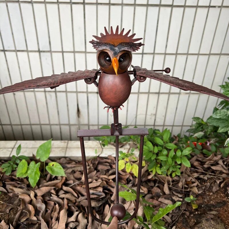 Garden Bird Ornament – metal, rocking motion, moving wings