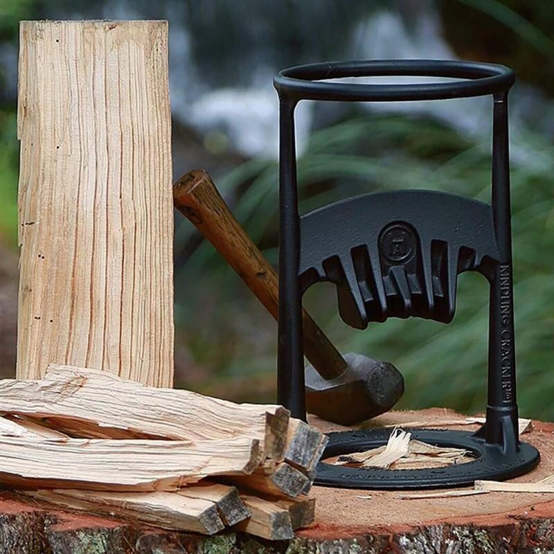 Manual Wood Splitter – steel construction, hand-operated, compact