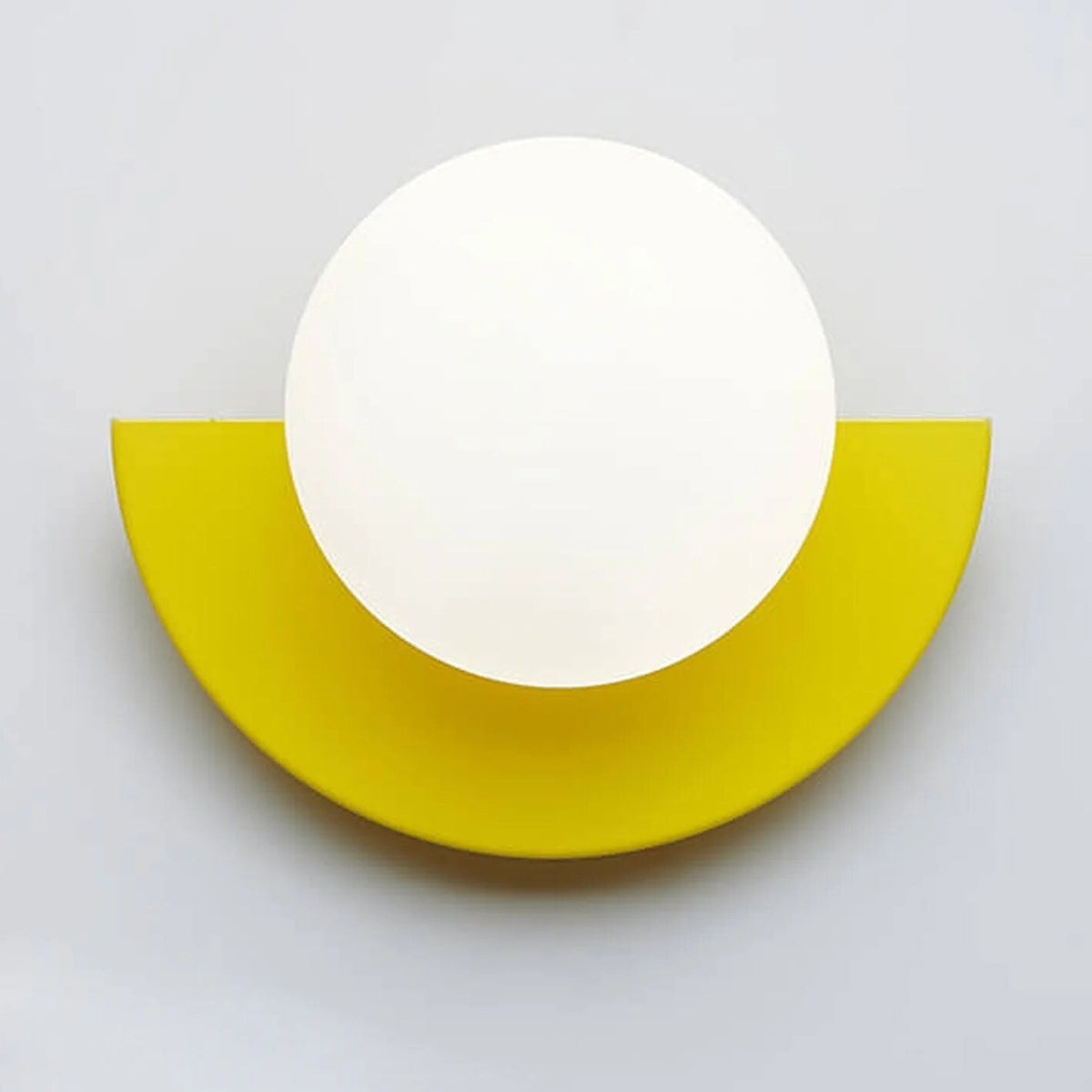 Metal Wall Light – matte finish, slim profile, seven colours