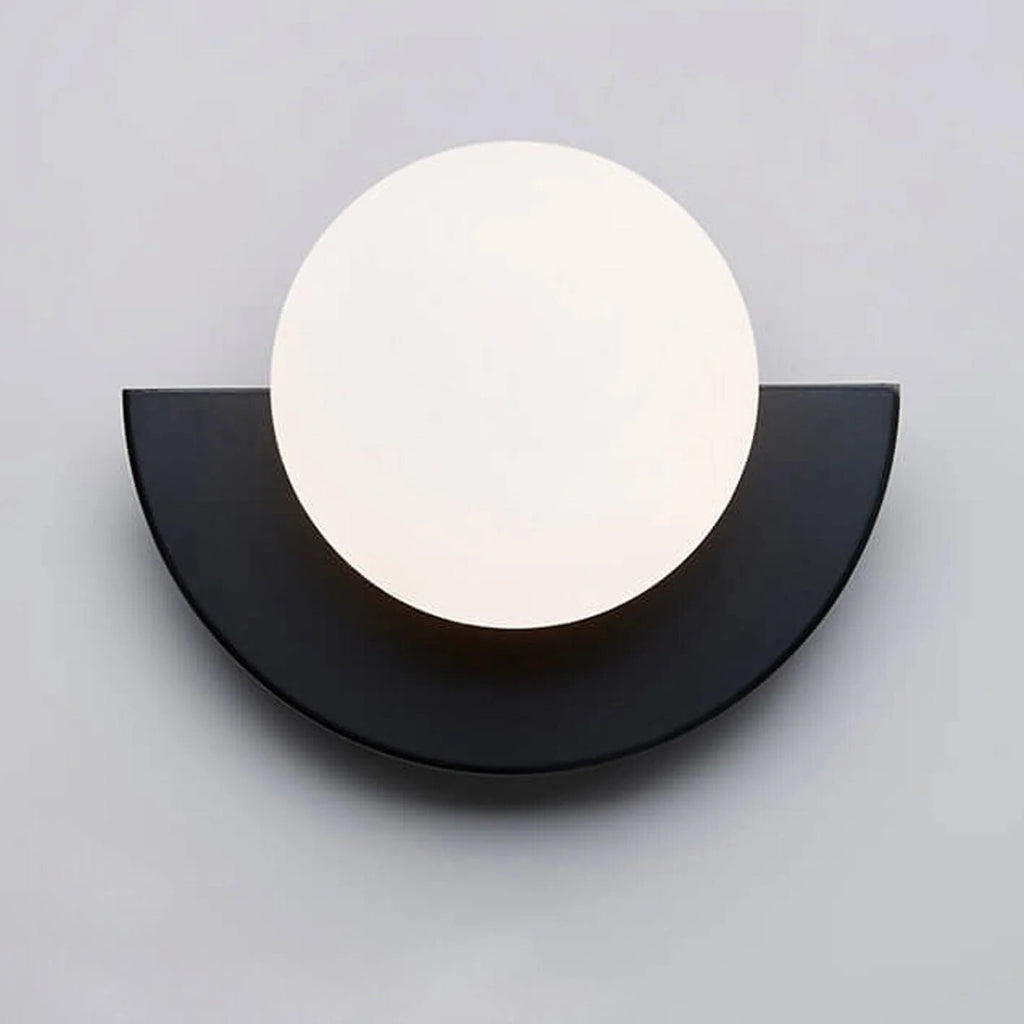 Metal Wall Light – matte finish, slim profile, seven colours