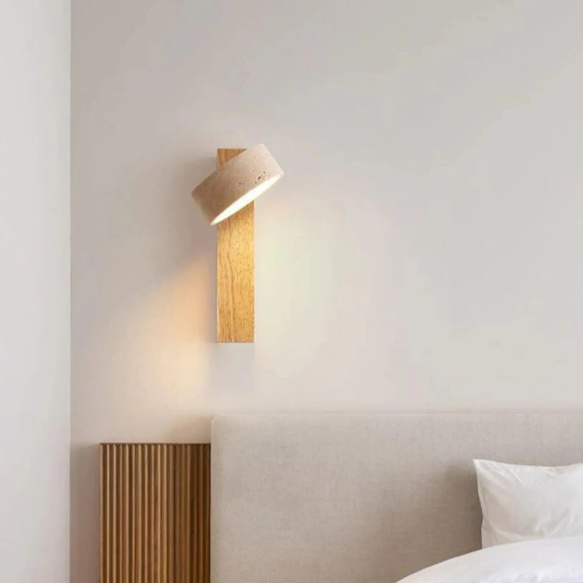 Modern Wooden Wall Light – natural matte finish, slim design