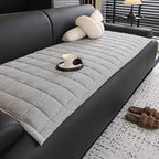 Quilted Sofa Cover – soft microfibre, non-slip, scratch resistant