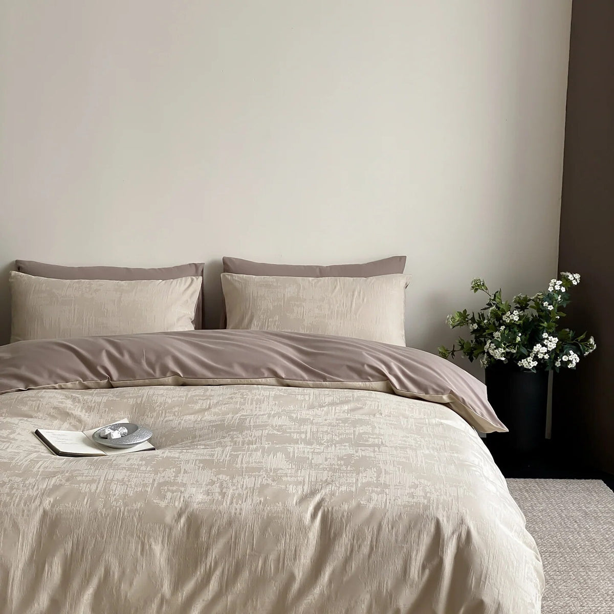 Reversible Cotton Satin Bedding – jacquard texture, machine washable