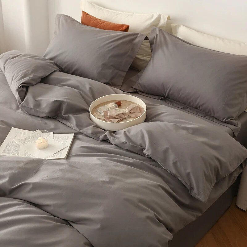 Reversible Cotton Satin Duvet – hotel closure, contrasting finish