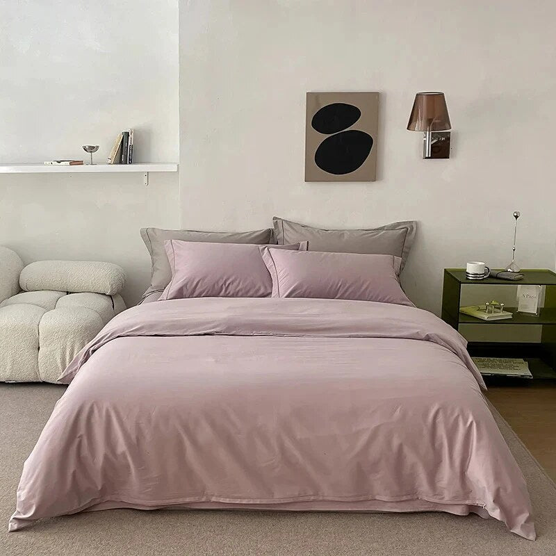 Reversible Satin Bedding Set – silky-matte finish, hotel closure