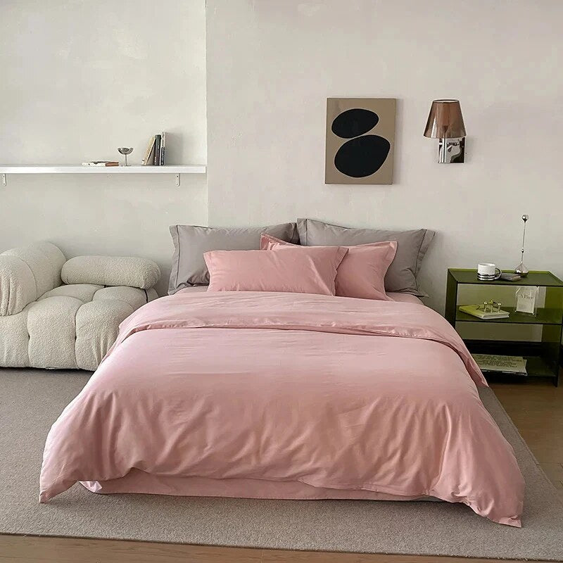 Reversible Satin Bedding Set – silky-matte finish, hotel closure