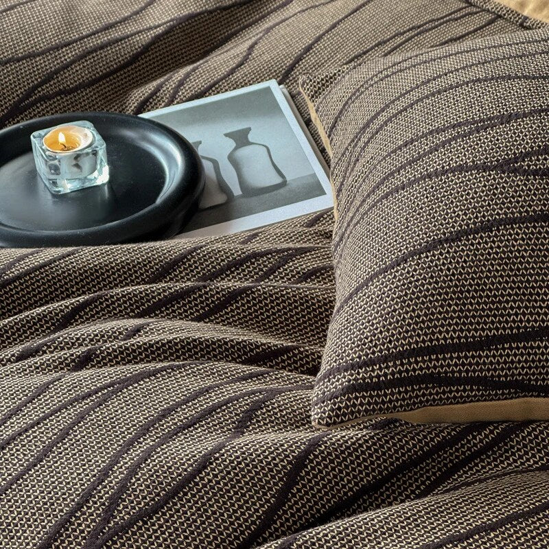 Reversible Wave Bedding Set – cotton blend, jacquard texture