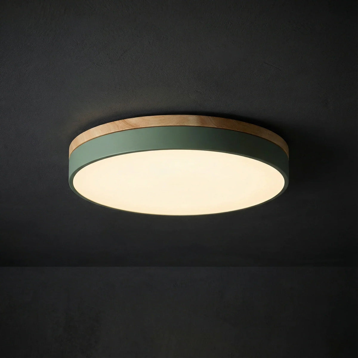 Round Ceiling Light – wood trim, flush mounted, dimmable remote