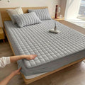 Waterproof Mattress Protector – soft velvet, breathable, secure fit