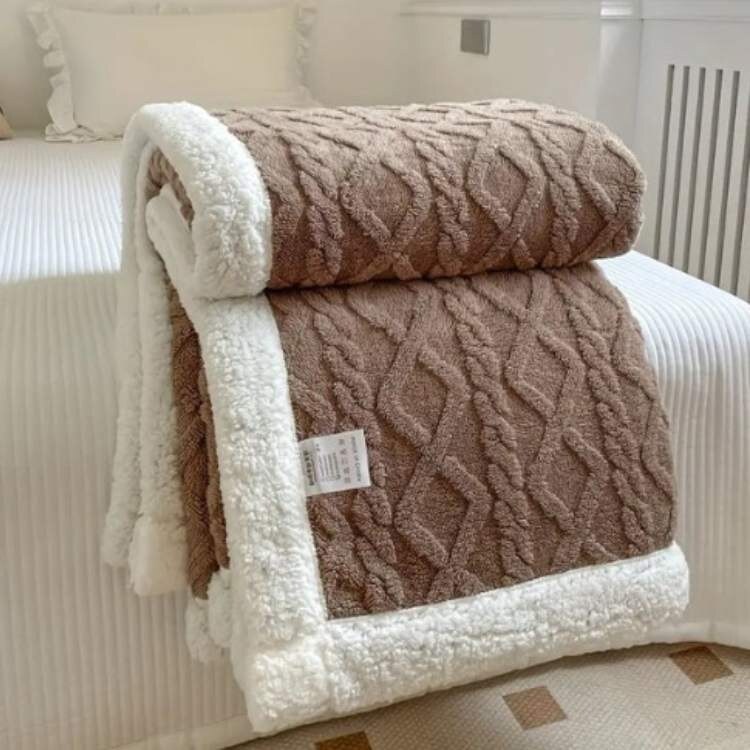 Weighted Blanket – soft sherpa fleece, gentle weight distribution
