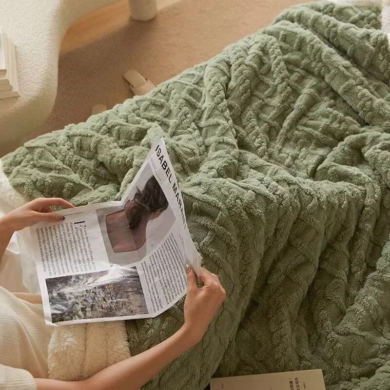 Wool and Fleece Throw Blanket – layered warmth, four sizes